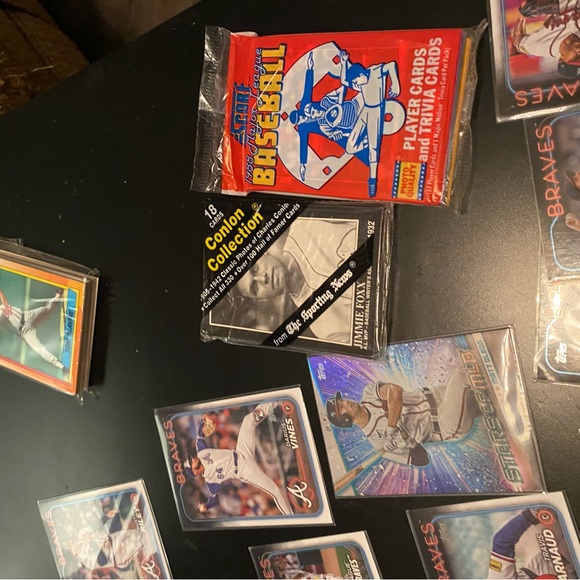 Baseball Trading Card Collection - Picture 4 of 6